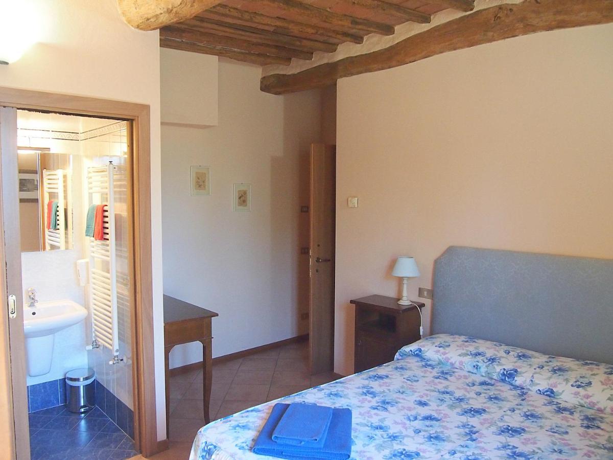 Nell'Antica Torre Di Fronte A Siena Apartment Exterior photo